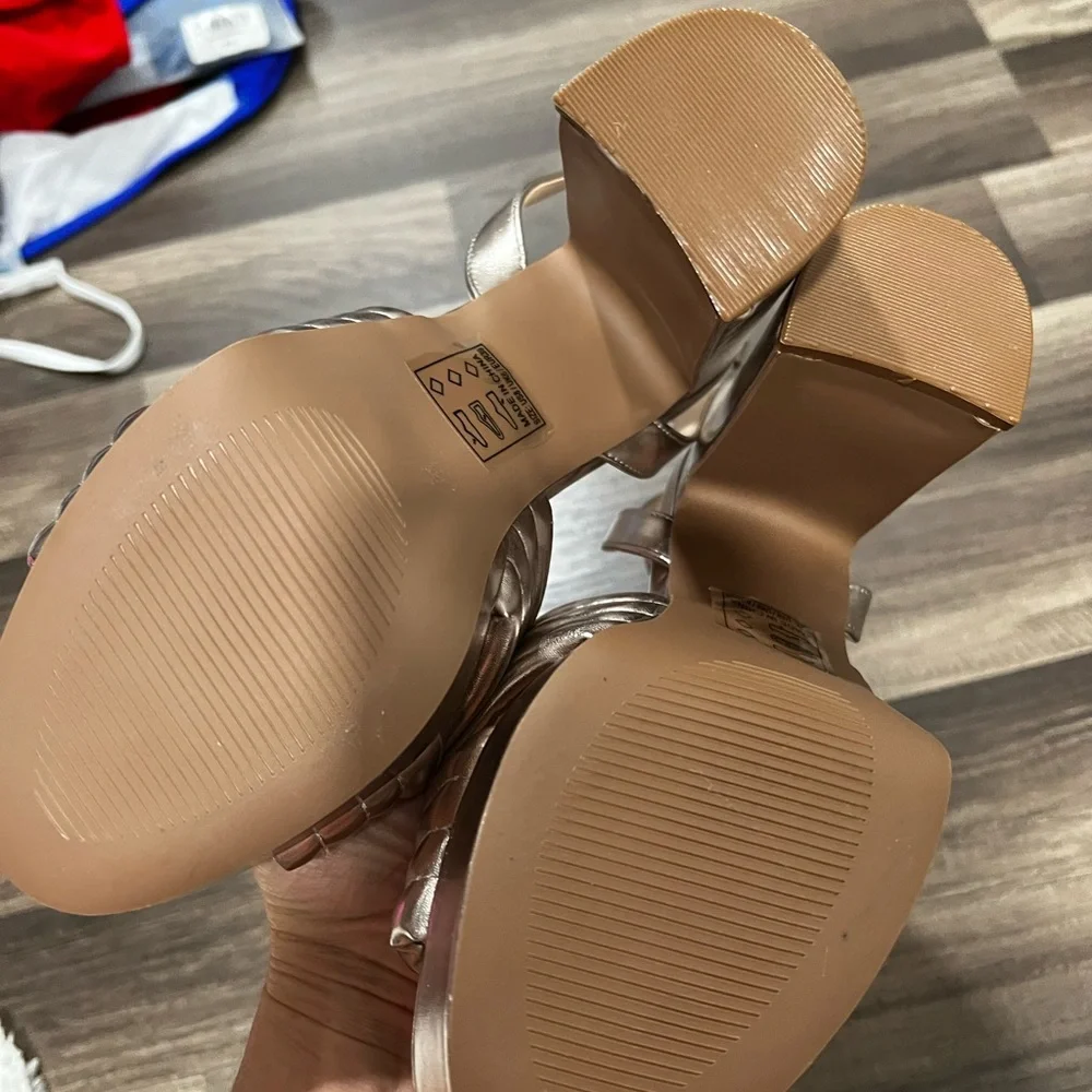 Qupid Metallic Rose Gold Platform Block Heel Sandals with Ankle Strap